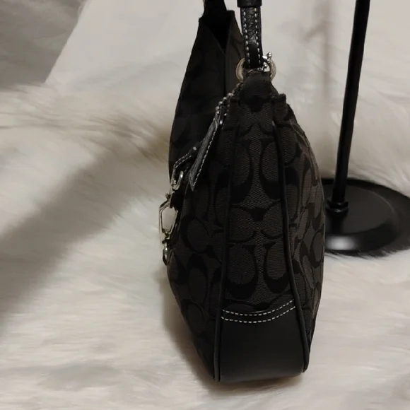 Coach Y2K Monogram C Clip Black Shoulder Bag W Hangtag - Picture 5 of 15